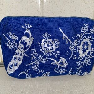KLM Rituals Peacock Limited Edition Business Class Amenity Kit Pouch Blue Bag